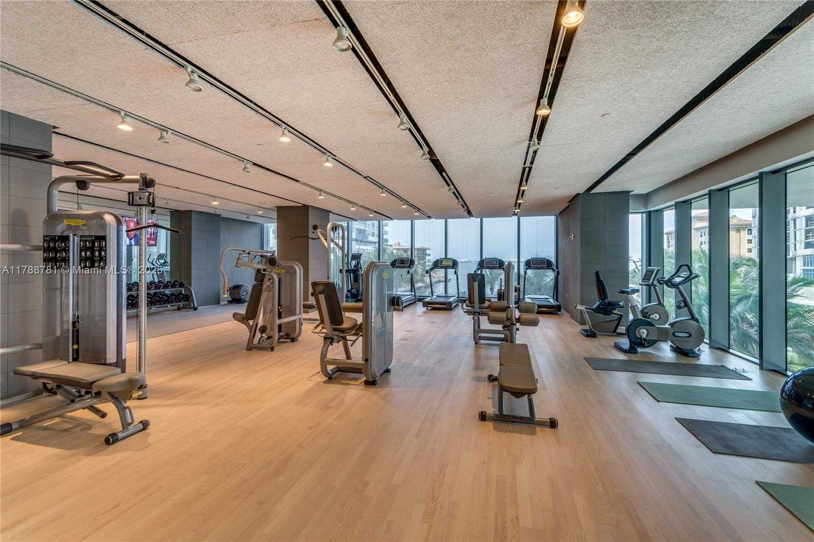Small Image of 460 NORTH EAST 28TH ST #2202, Miami Number 12