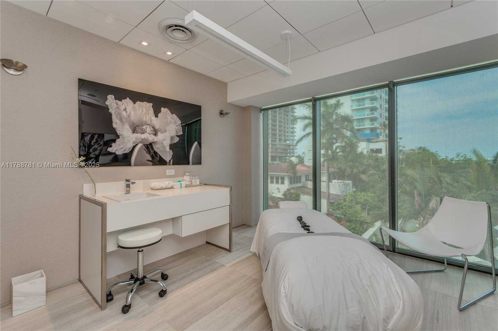 Small Image of 460 NORTH EAST 28TH ST #2202, Miami Number 17