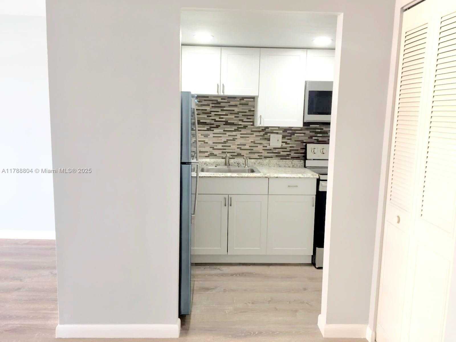 Small Image of 250 174TH ST #510, Sunny Isles Beach Number 6