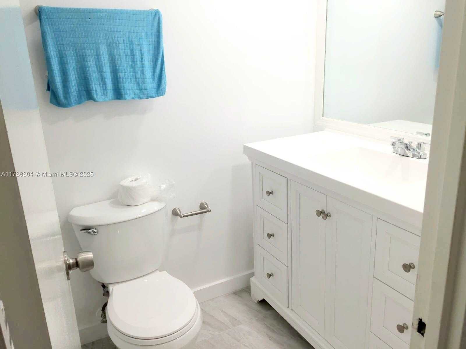 Small Image of 250 174TH ST #510, Sunny Isles Beach Number 8