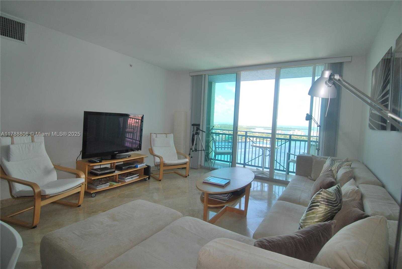 Small Image of 90 ALTON RD #2708, Miami Beach Number 3