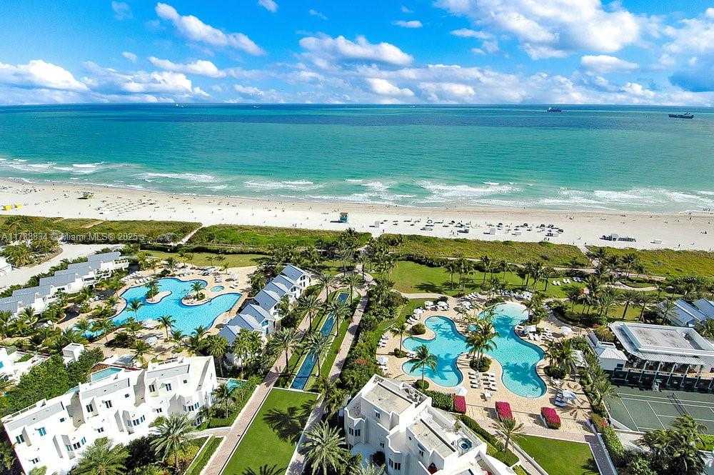 Small Image of 100 SOUTH POINTE DR #3601, Miami Beach Number 38