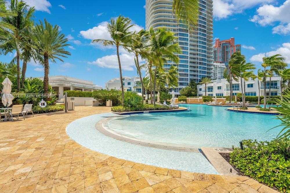 Small Image of 100 SOUTH POINTE DR #3601, Miami Beach Number 40