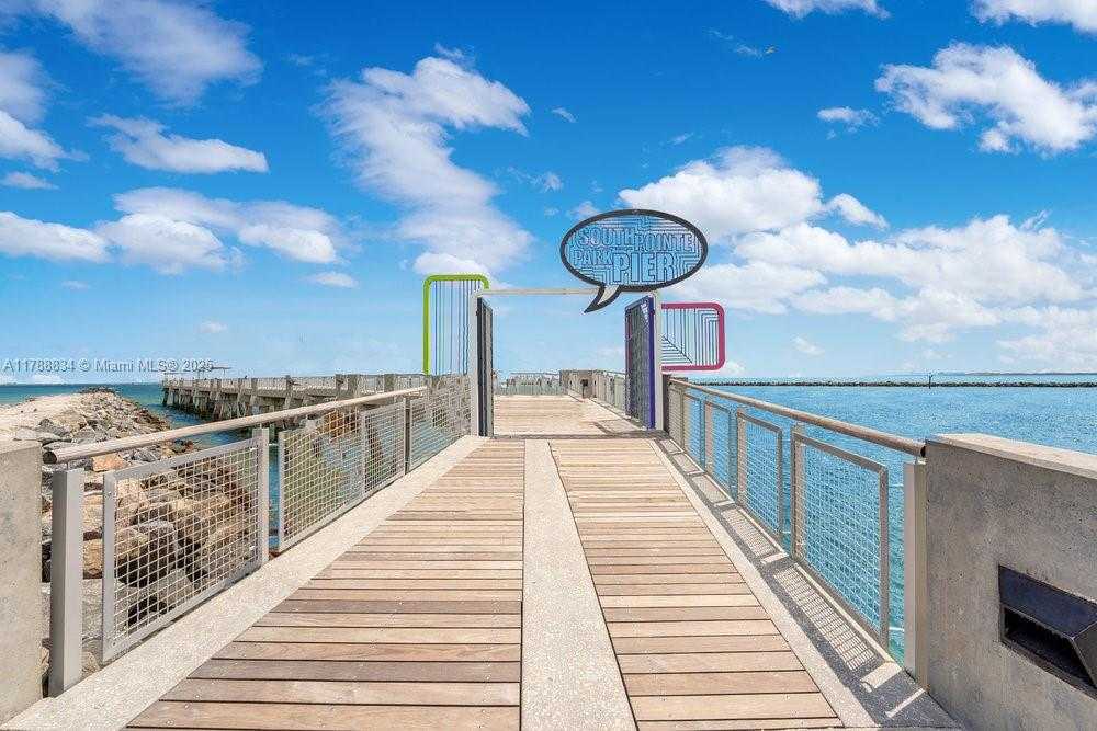 Small Image of 100 SOUTH POINTE DR #3601, Miami Beach Number 54