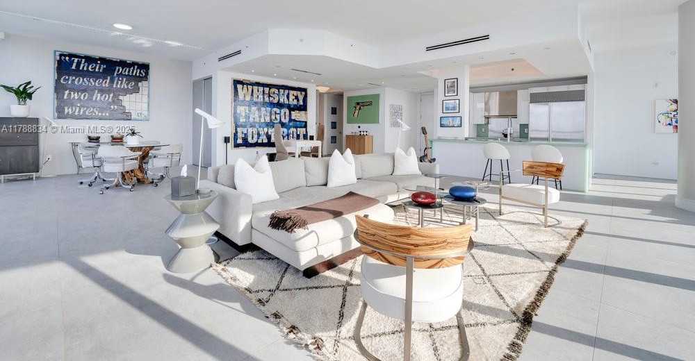 Small Image of 100 SOUTH POINTE DR #3601, Miami Beach Number 7