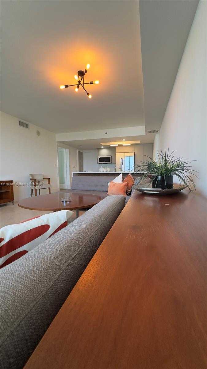 Small Image of 50 BISCAYNE BLVD #812, Miami Number 32