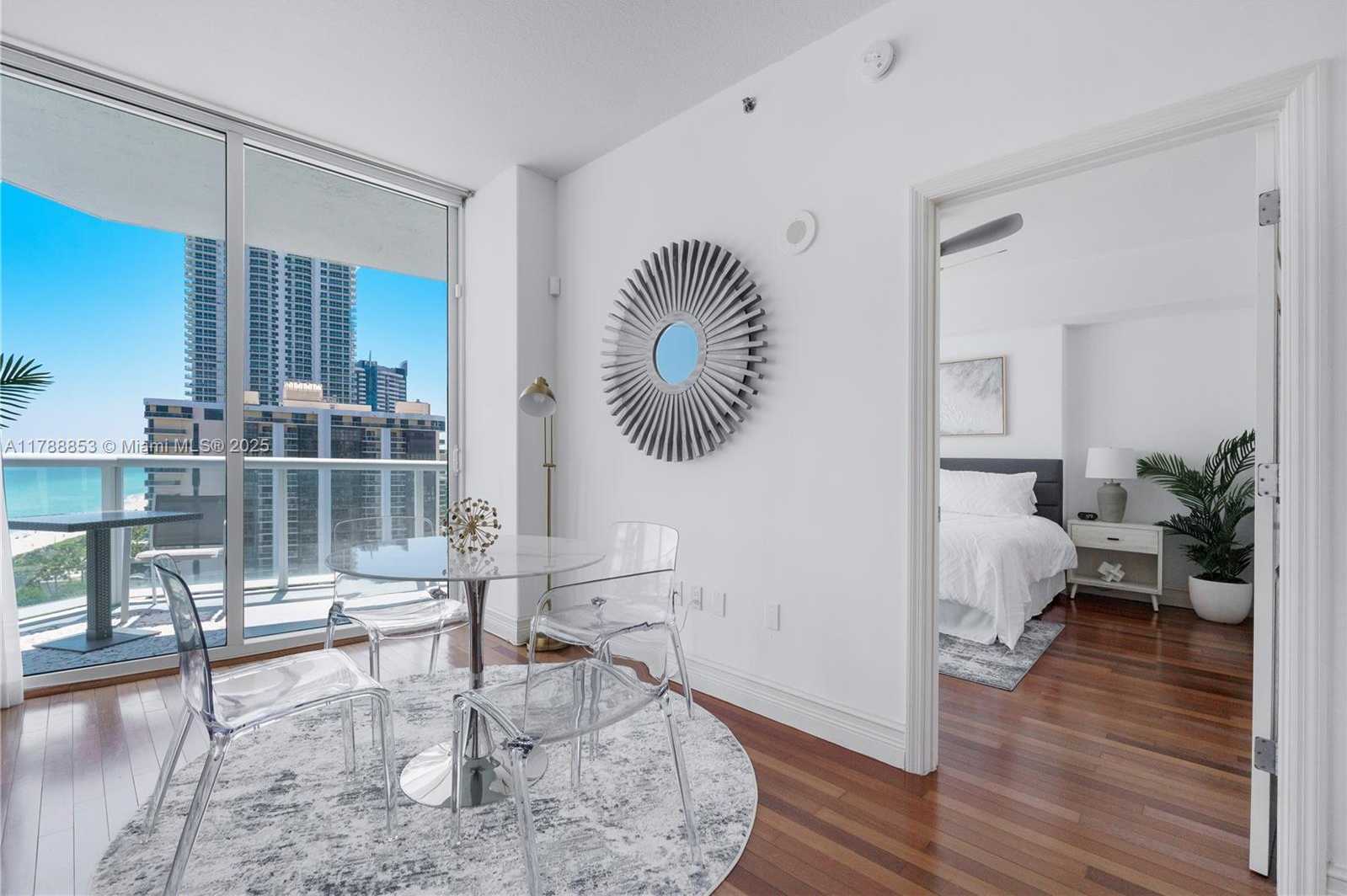 Small Image of 6515 COLLINS AVE #1405, Miami Beach Number 10