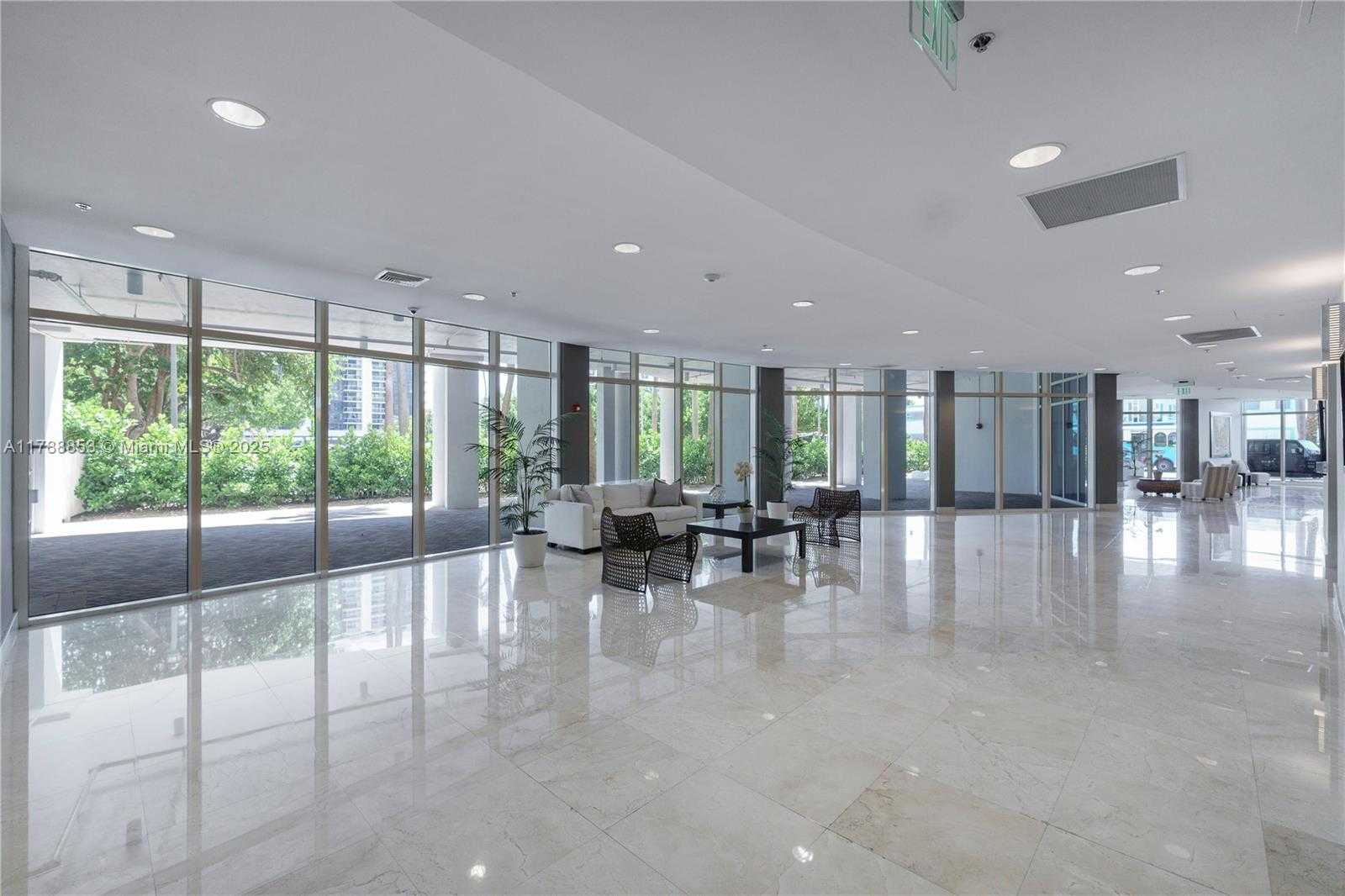 Small Image of 6515 COLLINS AVE #1405, Miami Beach Number 28