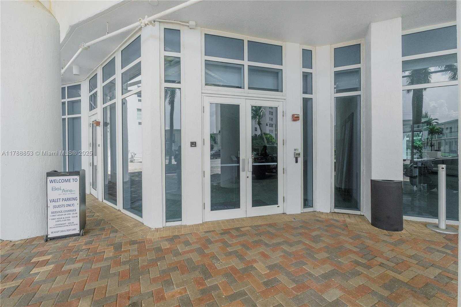 Small Image of 6515 COLLINS AVE #1405, Miami Beach Number 7
