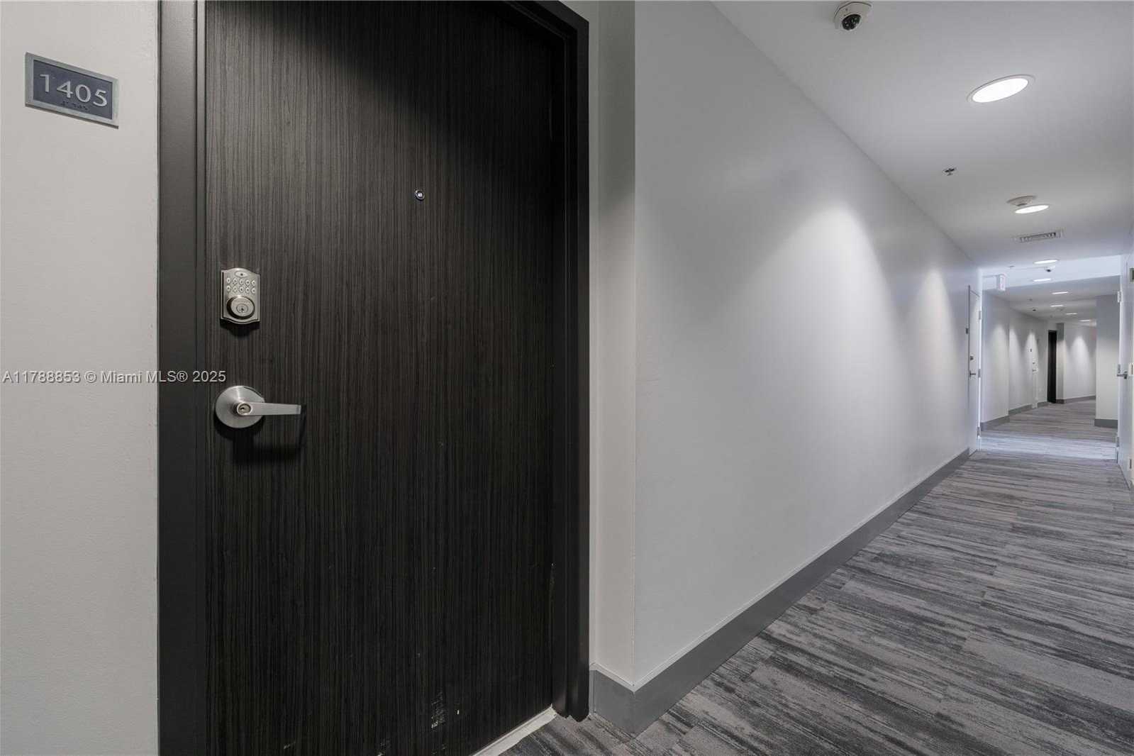 Small Image of 6515 COLLINS AVE #1405, Miami Beach Number 8