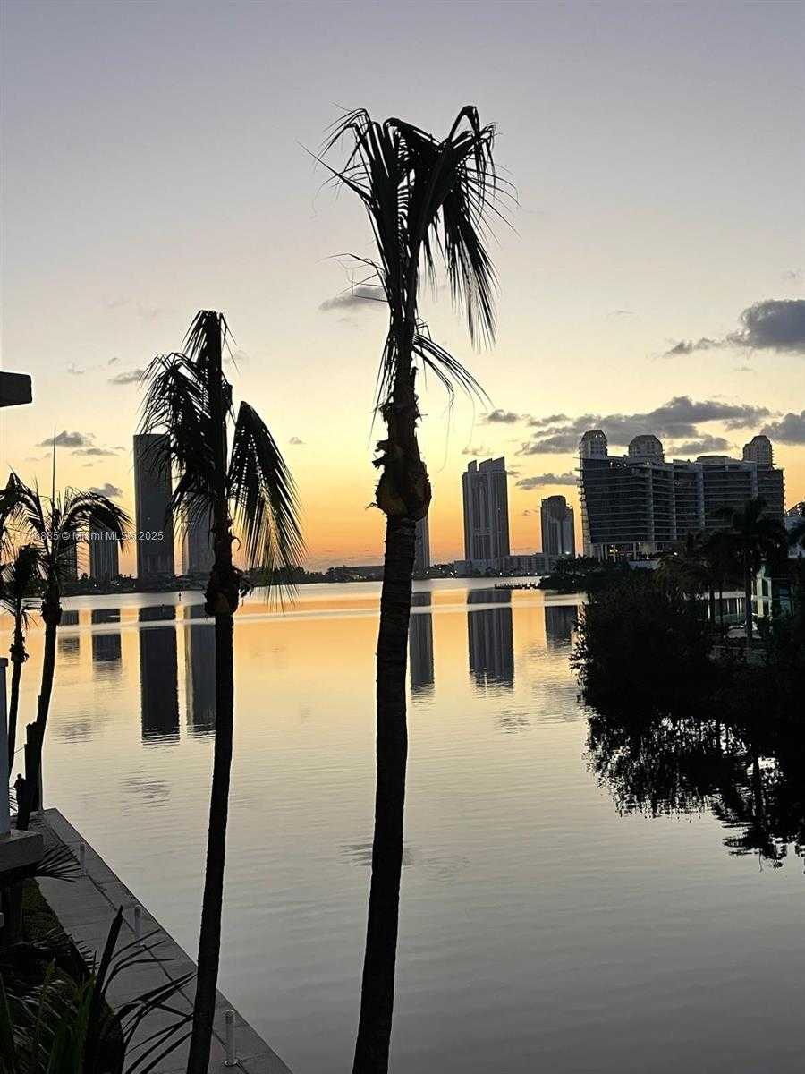 Small Image of 3330 NORTH EAST 190TH ST #317, Aventura Number 4