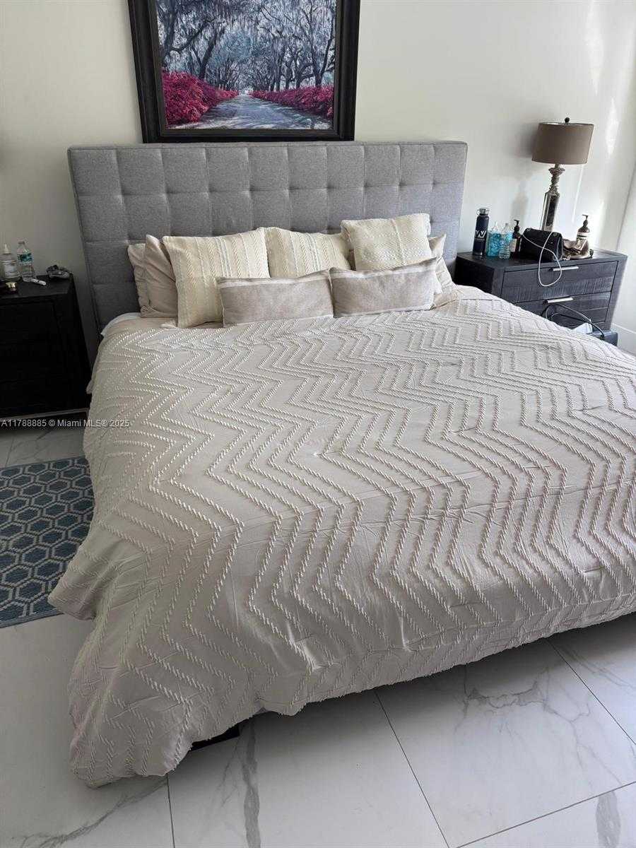 Small Image of 3330 NORTH EAST 190TH ST #317, Aventura Number 9