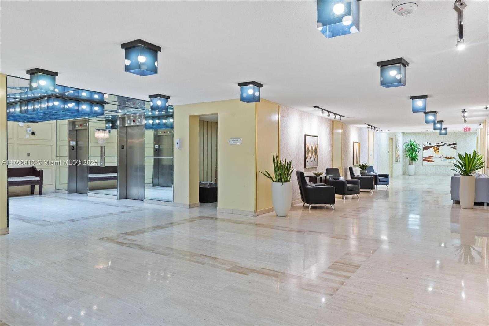 Small Image of 4101 PINE TREE DR #1407, Miami Beach Number 18