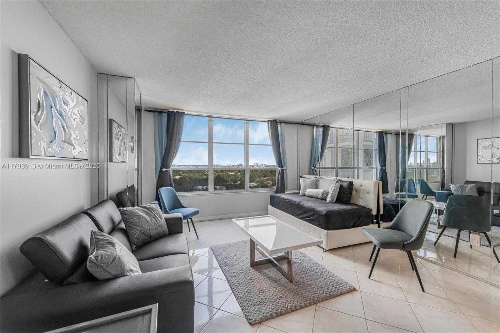Small Image of 4101 PINE TREE DR #1407, Miami Beach Number 8
