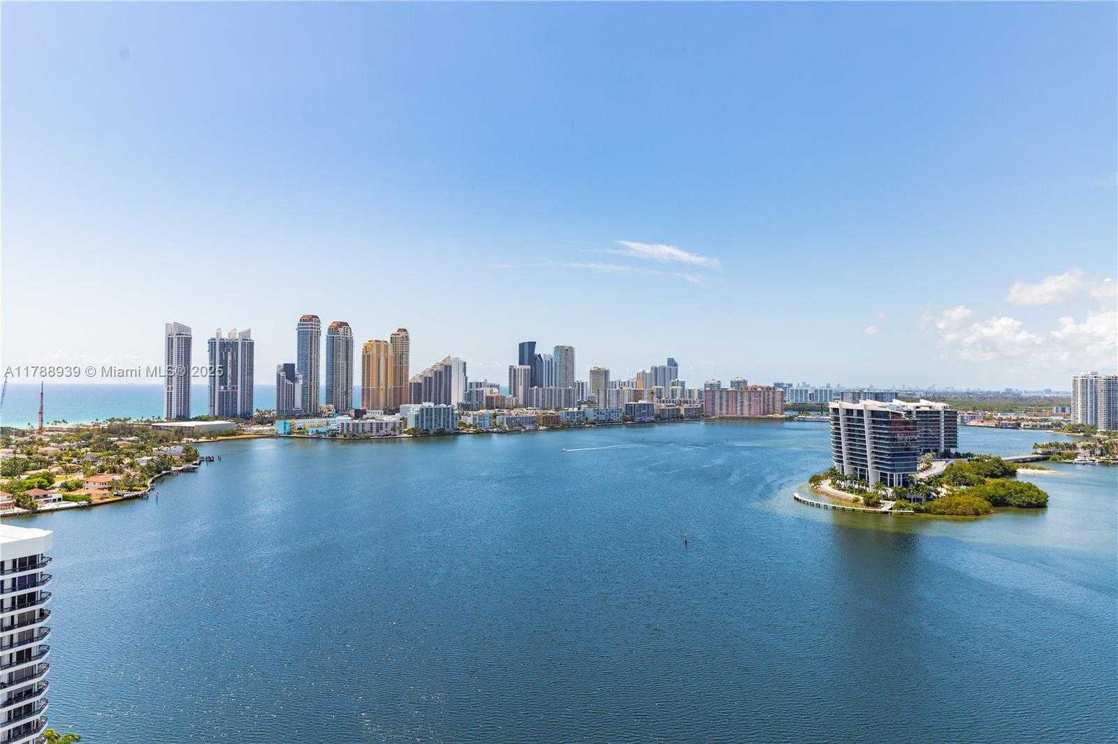 Small Image of 3530 MYSTIC POINTE DR #2910, Aventura Number 2