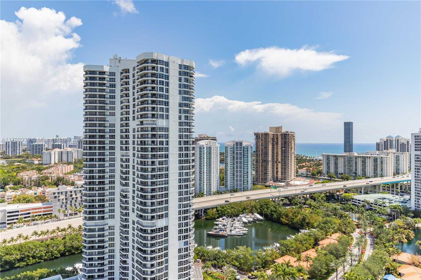 Small Image of 3530 MYSTIC POINTE DR #2910, Aventura Number 24