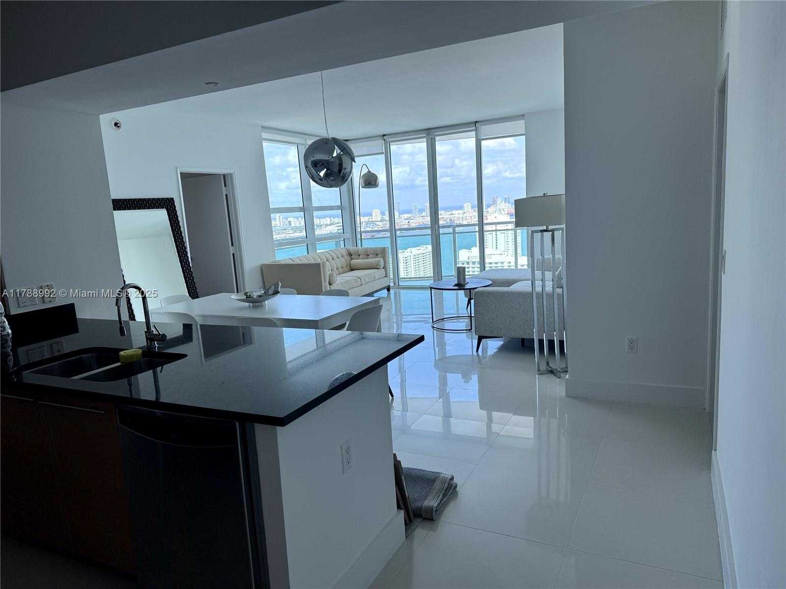 Small Image of 950 BRICKELL BAY DR #3710, Miami Number 2
