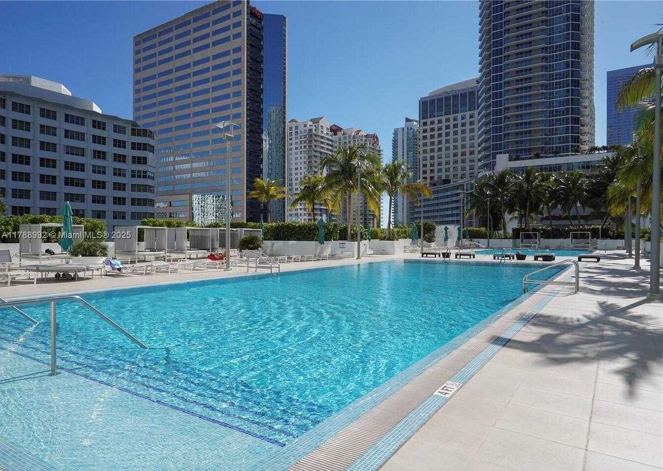 Small Image of 950 BRICKELL BAY DR #3710, Miami Number 37