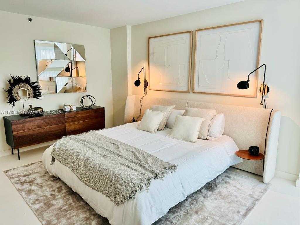 Small Image of 9 ISLAND AVE #1104, Miami Beach Number 10