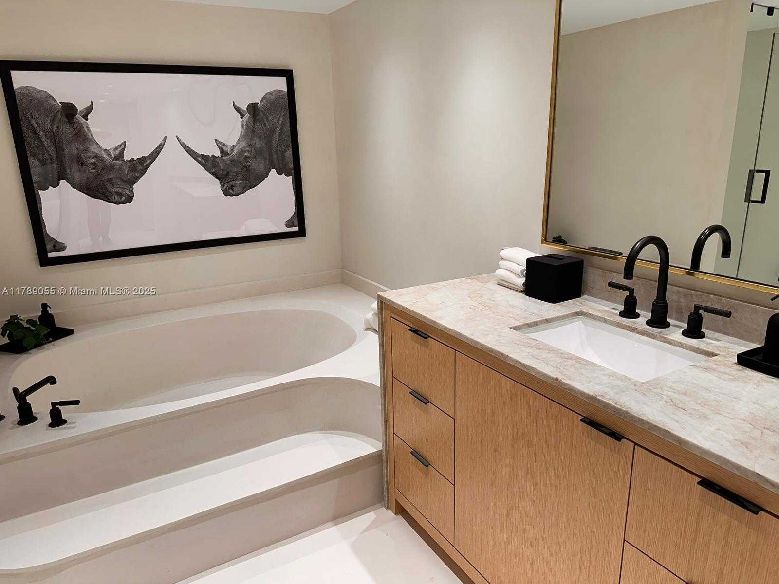 Small Image of 9 ISLAND AVE #1104, Miami Beach Number 17