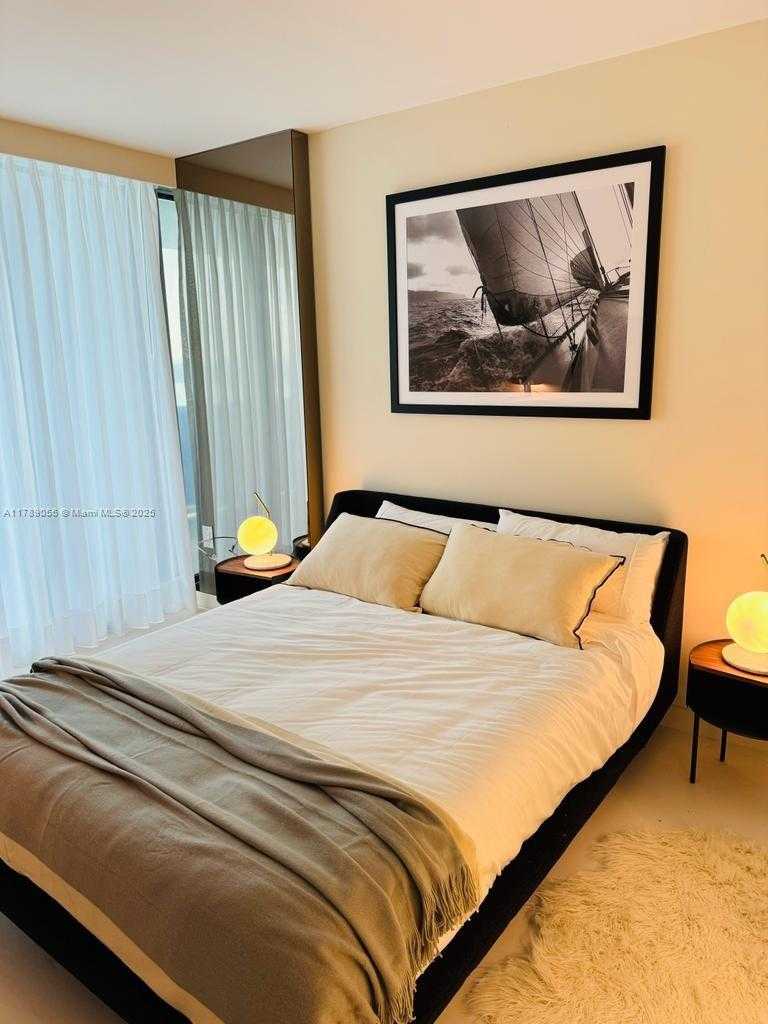 Small Image of 9 ISLAND AVE #1104, Miami Beach Number 19