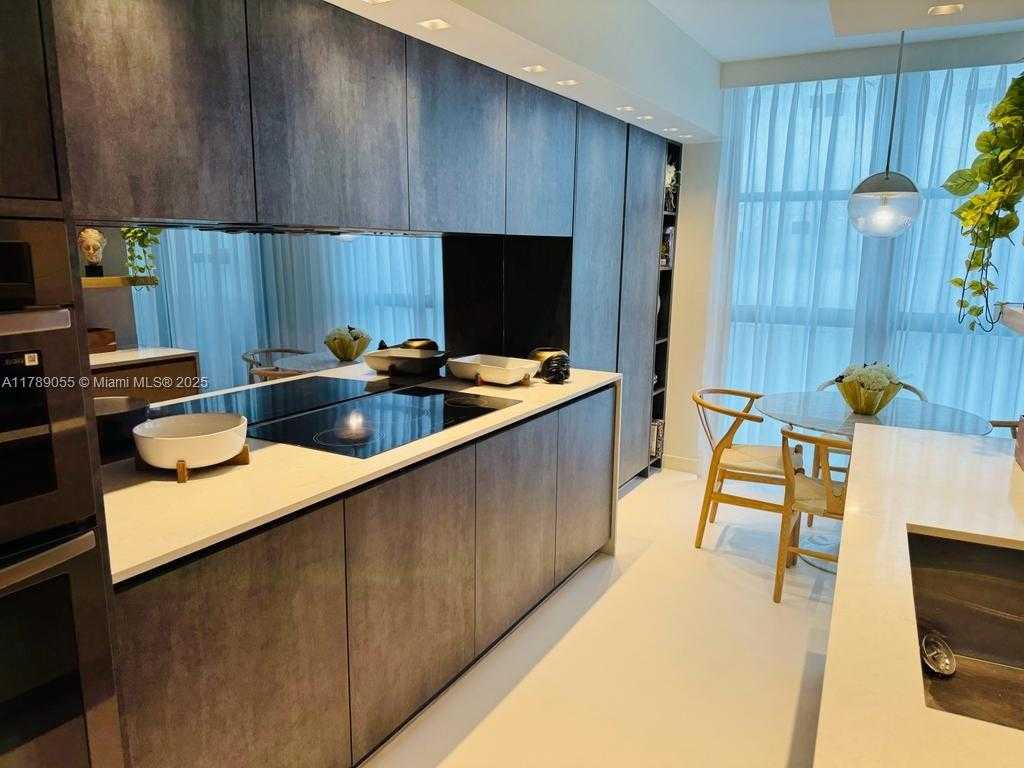 Small Image of 9 ISLAND AVE #1104, Miami Beach Number 4