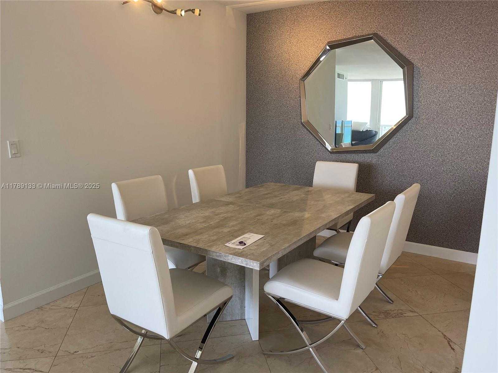Small Image of 6365 COLLINS AVE #3704, Miami Beach Number 9