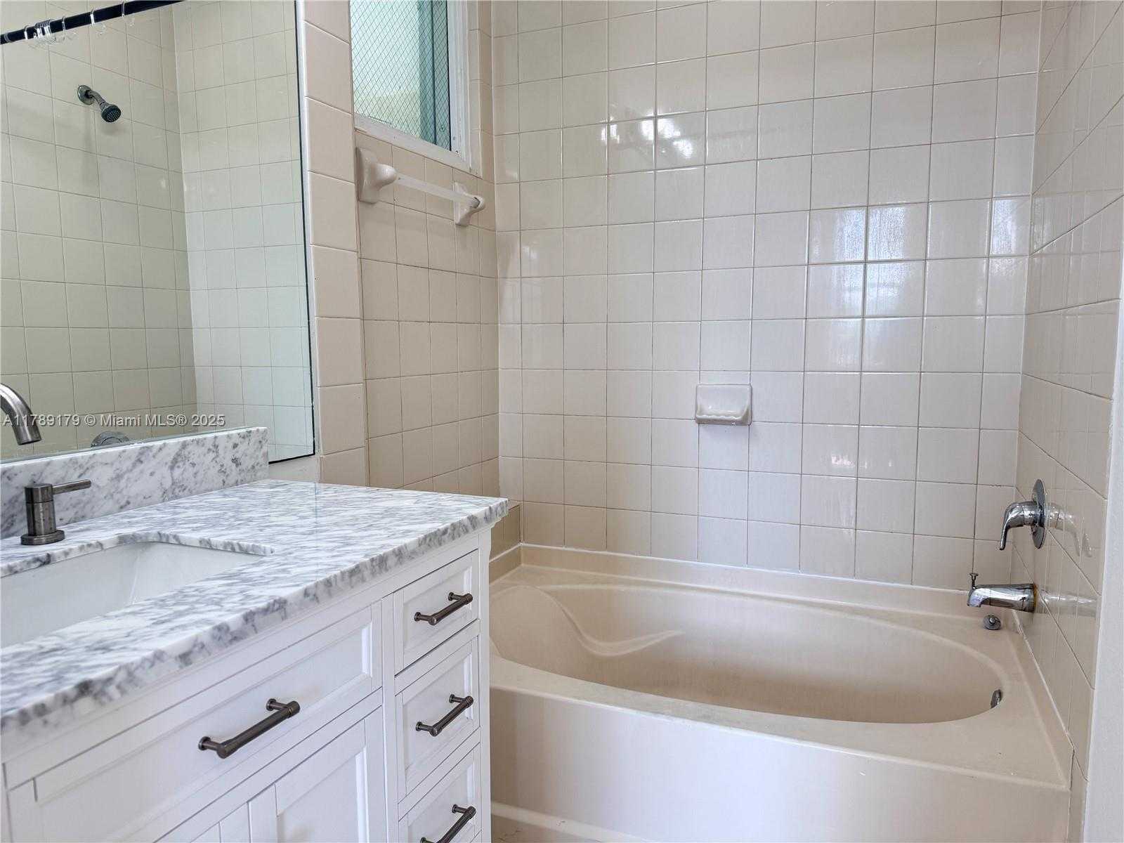 Small Image of 11102 NORTH WEST 83RD ST #203, Doral Number 16
