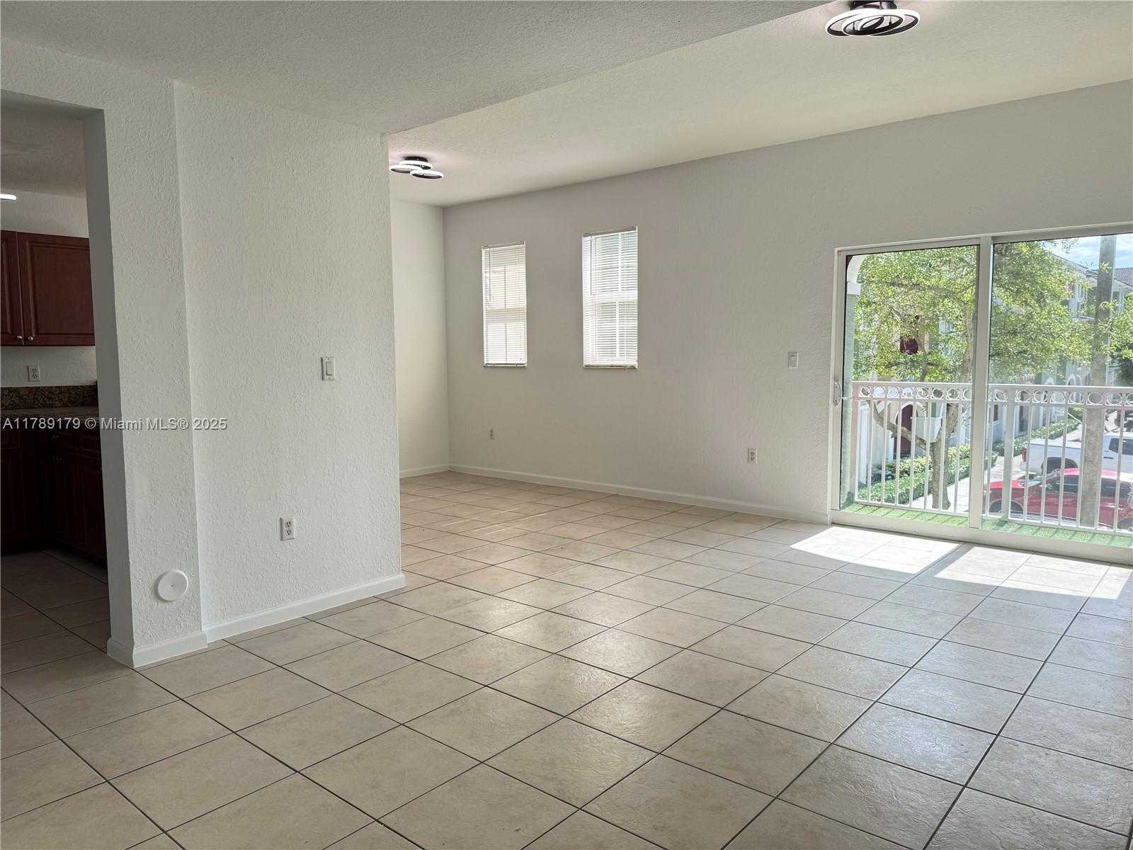 Small Image of 11102 NORTH WEST 83RD ST #203, Doral Number 5