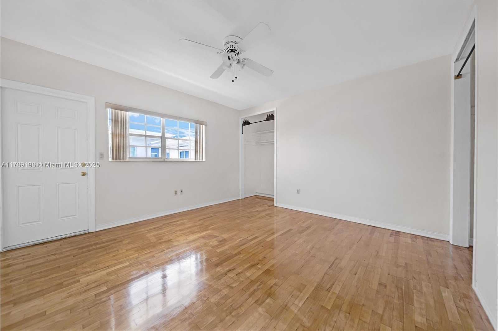 Small Image of 7412 GARY AVE #7412, Miami Beach Number 23