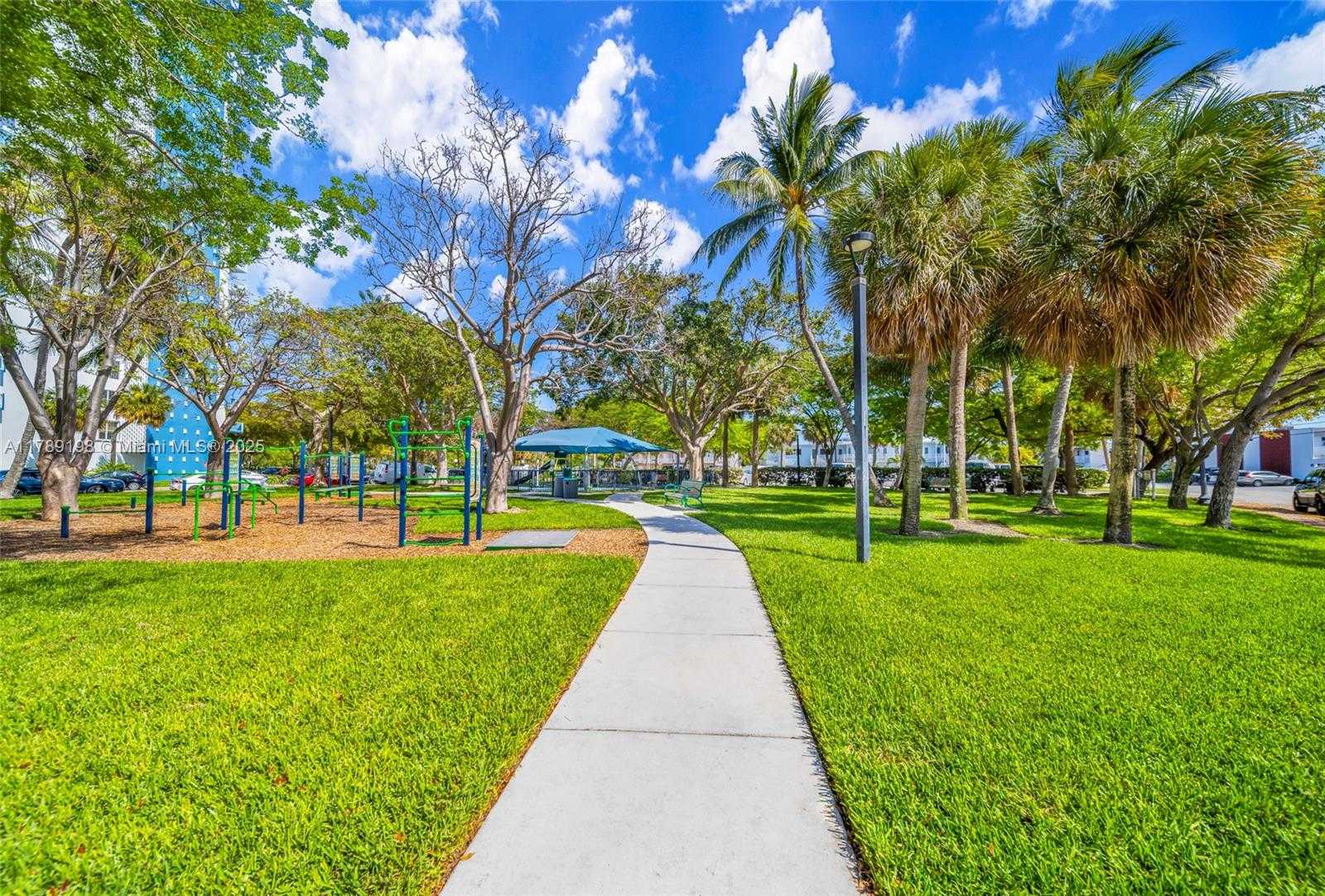 Small Image of 7412 GARY AVE #7412, Miami Beach Number 34