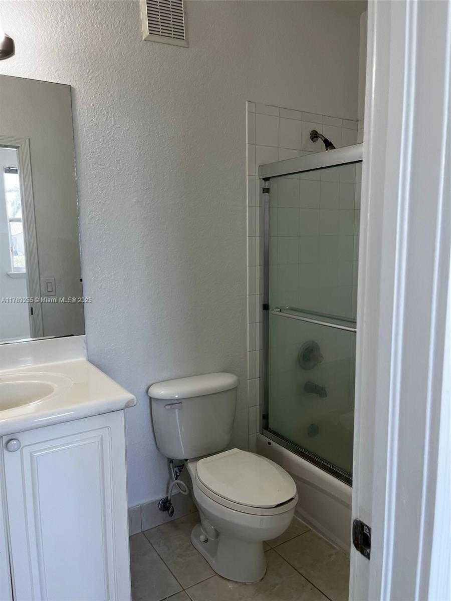Small Image of 5600 NORTH WEST 107TH AVE #1406, Doral Number 11