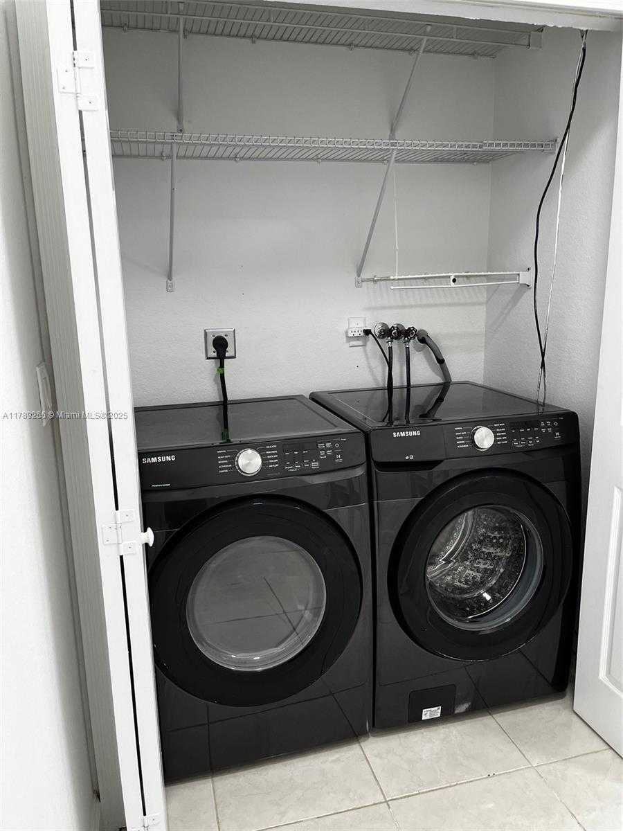 Small Image of 5600 NORTH WEST 107TH AVE #1406, Doral Number 12