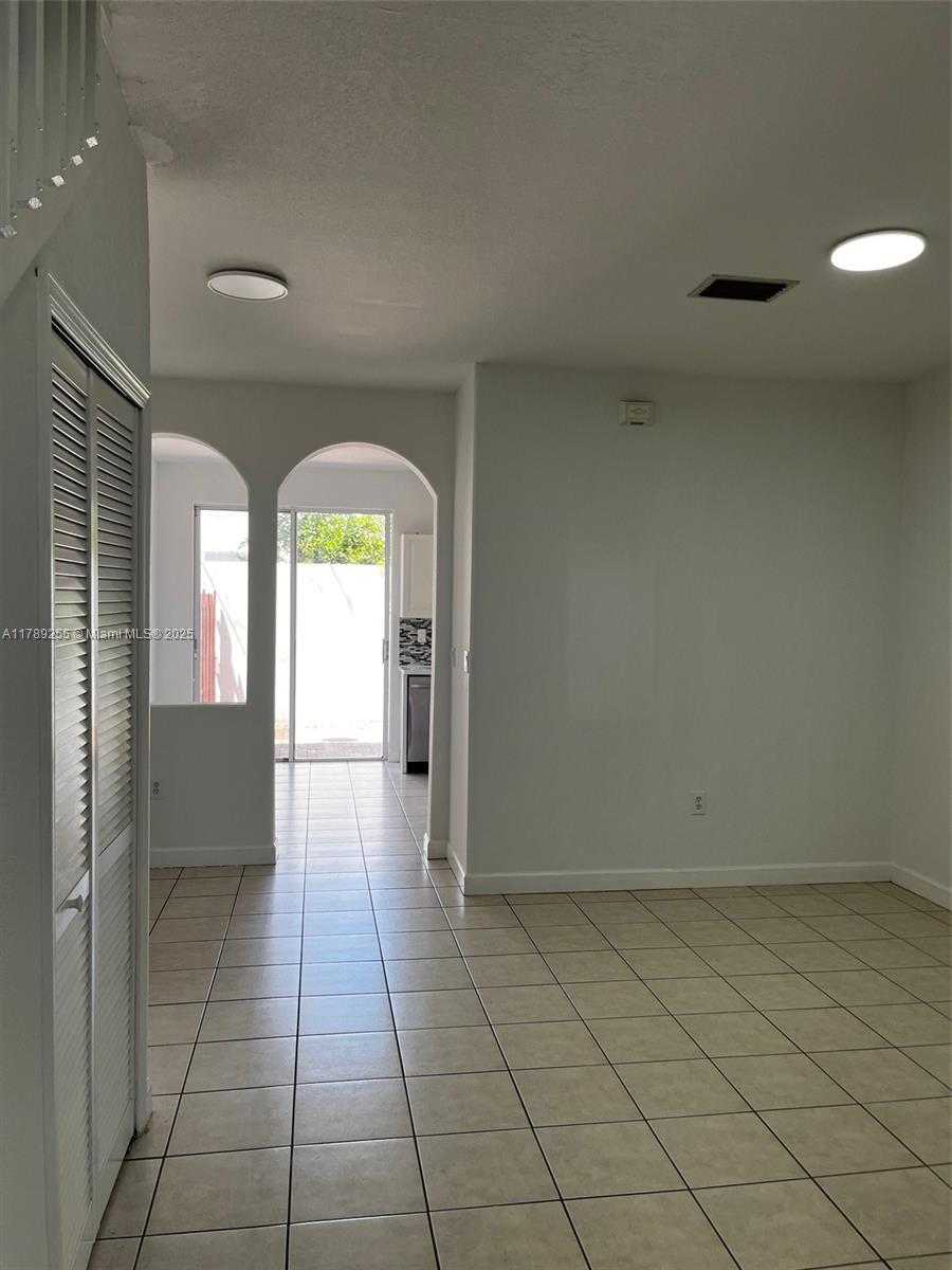 Small Image of 5600 NORTH WEST 107TH AVE #1406, Doral Number 3