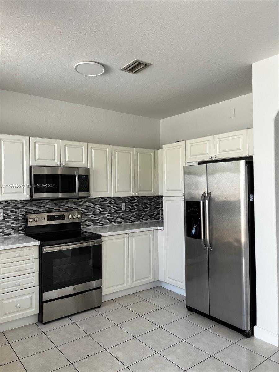 Small Image of 5600 NORTH WEST 107TH AVE #1406, Doral Number 4
