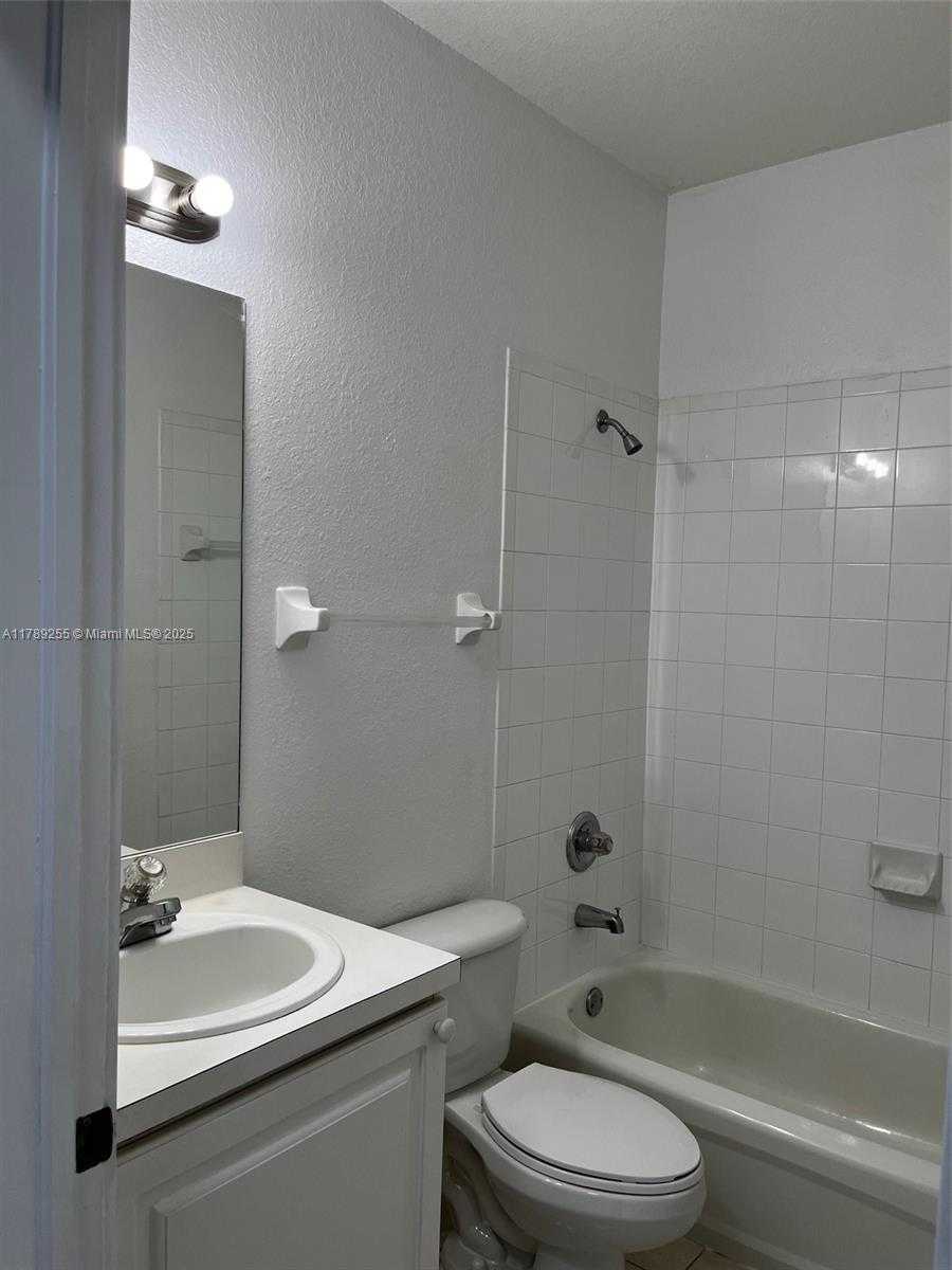 Small Image of 5600 NORTH WEST 107TH AVE #1406, Doral Number 6
