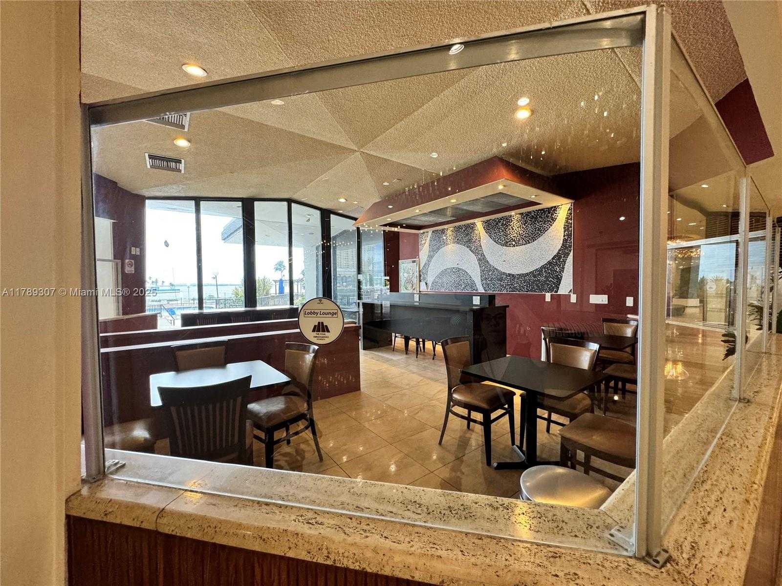 Small Image of 801 BRICKELL BAY DR #465, Miami Number 14