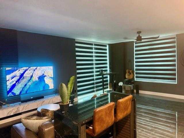 Small Image of 1900 NORTH BAYSHORE DR #2605, Miami Number 12