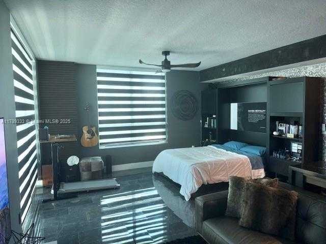 Small Image of 1900 NORTH BAYSHORE DR #2605, Miami Number 14