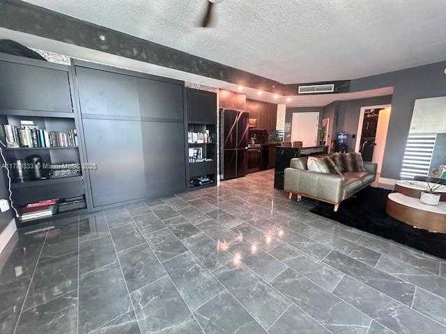 Small Image of 1900 NORTH BAYSHORE DR #2605, Miami Number 34
