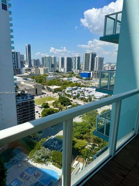 Small Image of 1900 NORTH BAYSHORE DR #2605, Miami Number 4