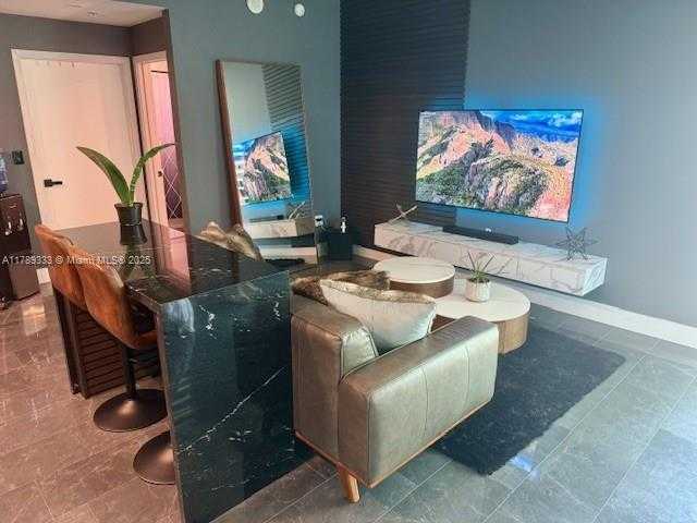 Small Image of 1900 NORTH BAYSHORE DR #2605, Miami Number 8