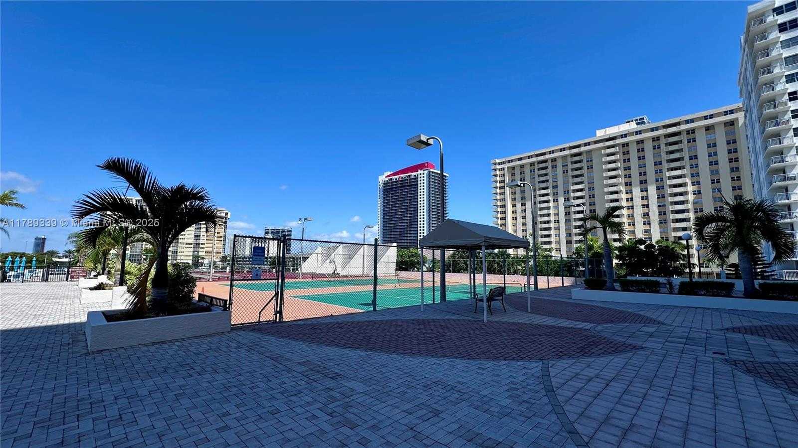 Small Image of 1865 SOUTH OCEAN DR #17K, Hallandale Beach Number 20