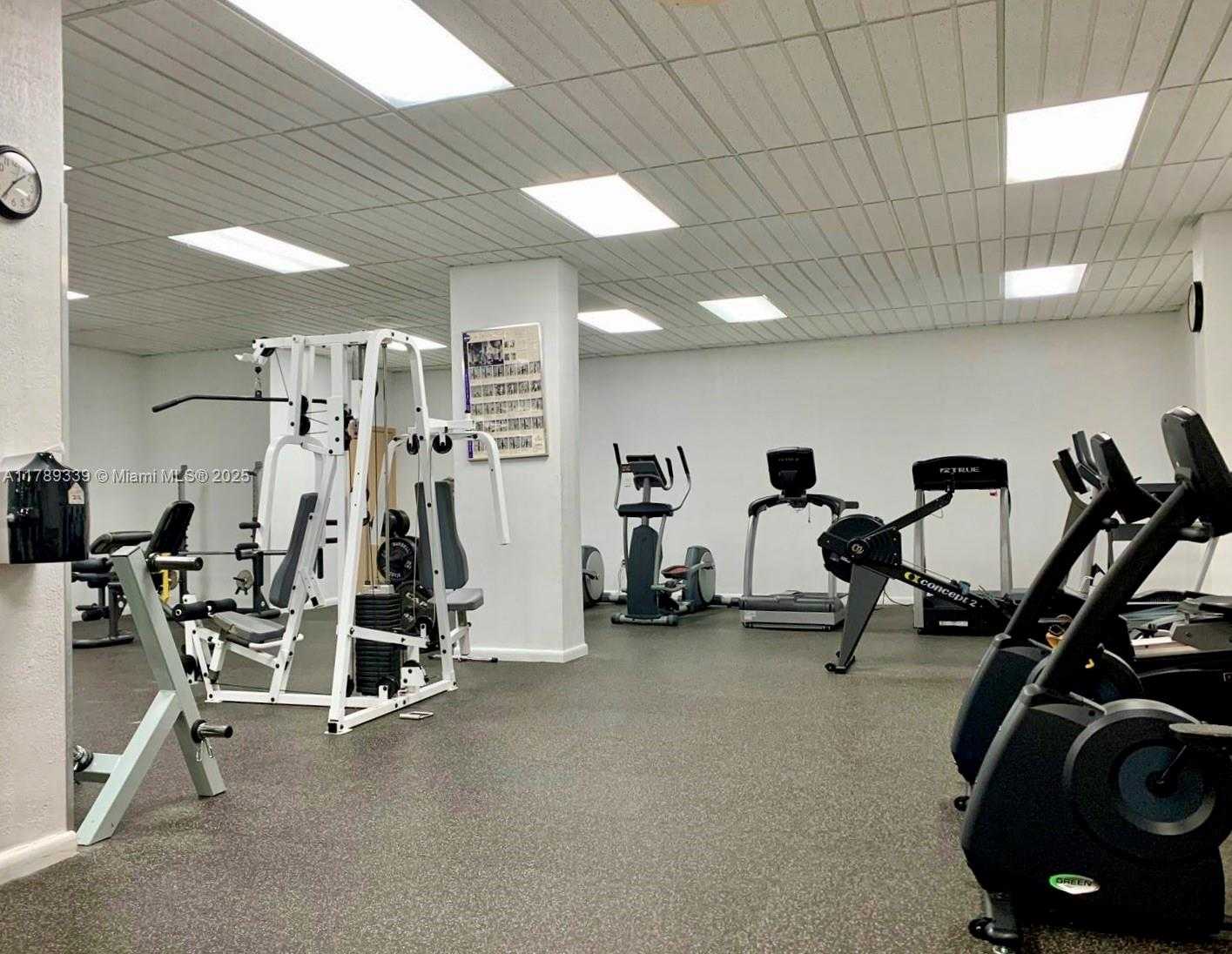 Small Image of 1865 SOUTH OCEAN DR #17K, Hallandale Beach Number 25