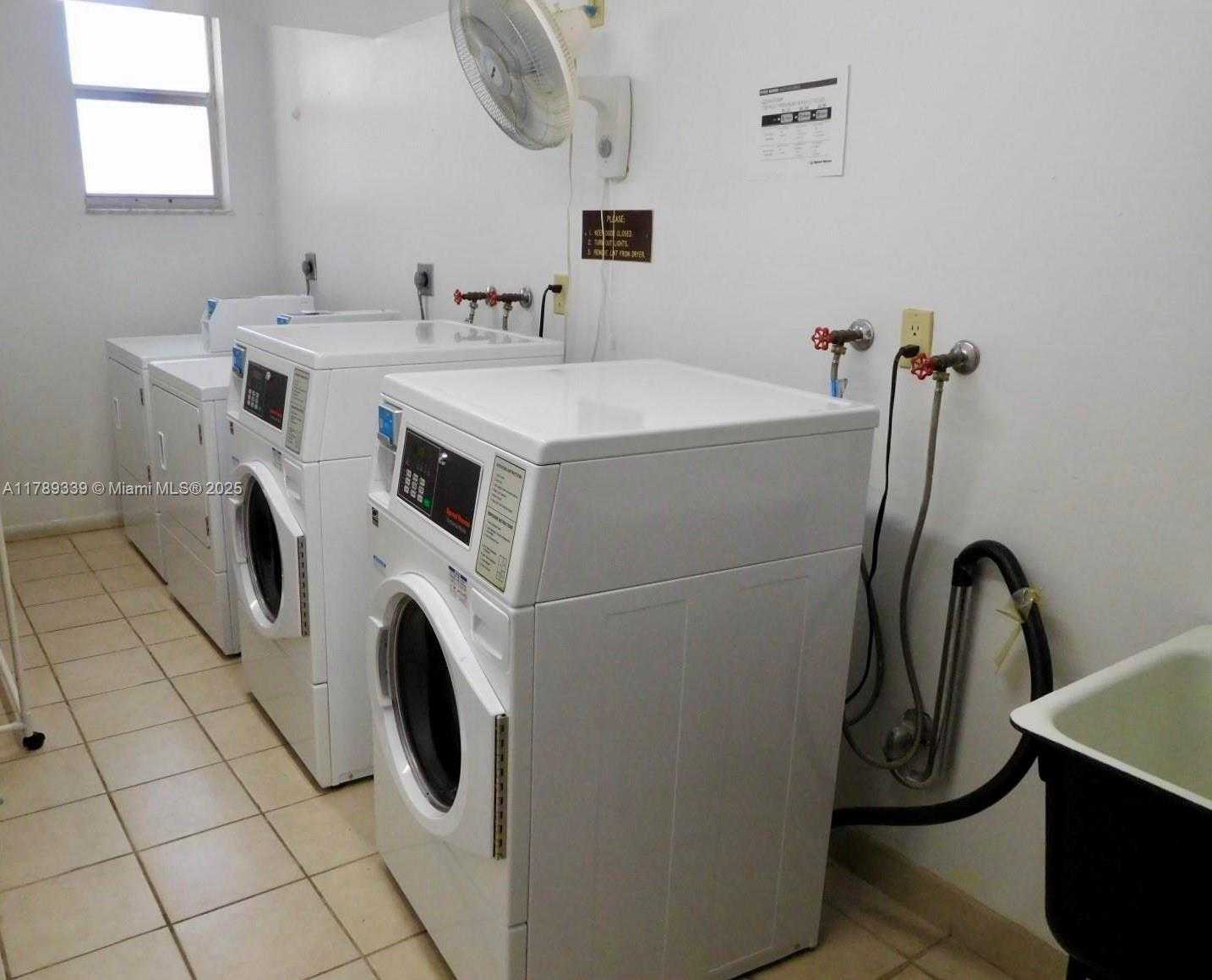 Small Image of 1865 SOUTH OCEAN DR #17K, Hallandale Beach Number 26