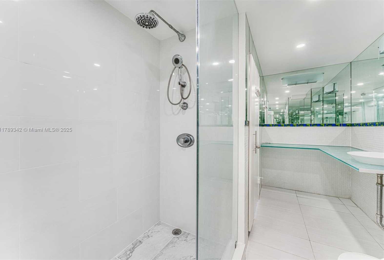 Small Image of 800 WEST AVE #720, Miami Beach Number 14