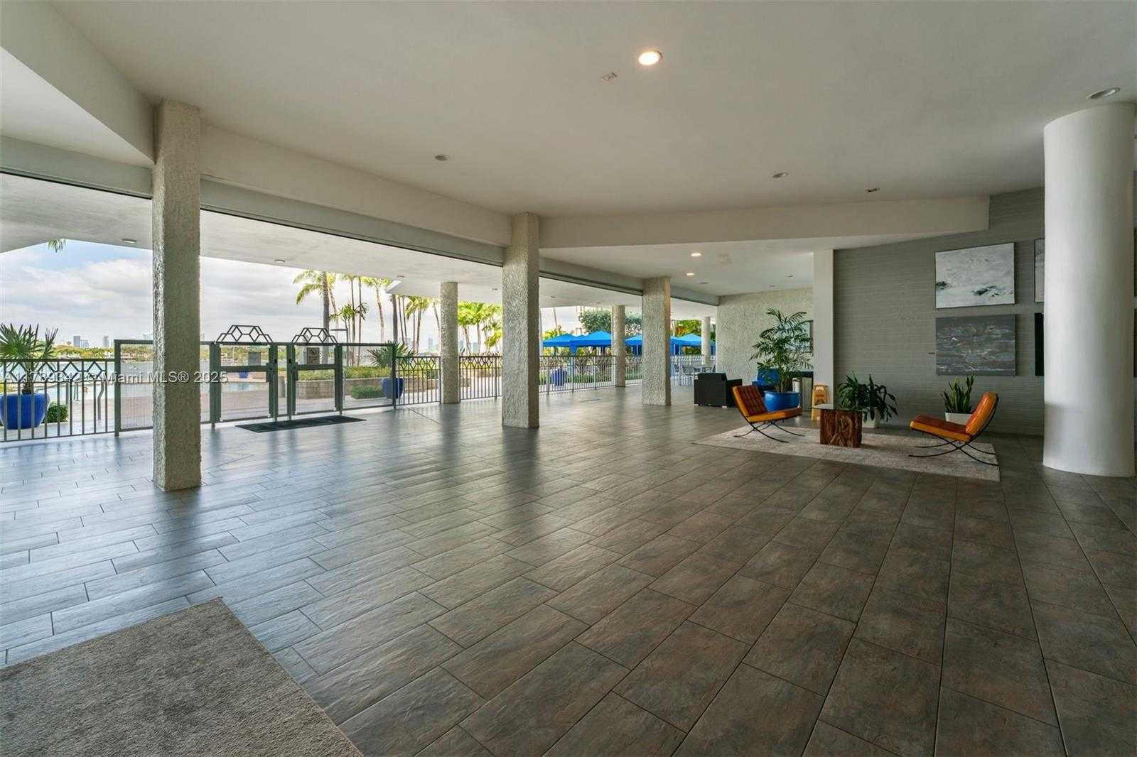 Small Image of 800 WEST AVE #720, Miami Beach Number 2