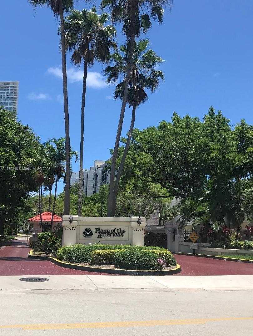 Small Image of 17011 NORTH BAY RD #518, Sunny Isles Beach Number 2