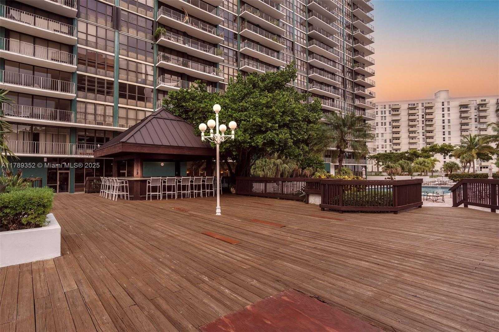 Small Image of 780 NORTH EAST 69TH ST #1510, Miami Number 34