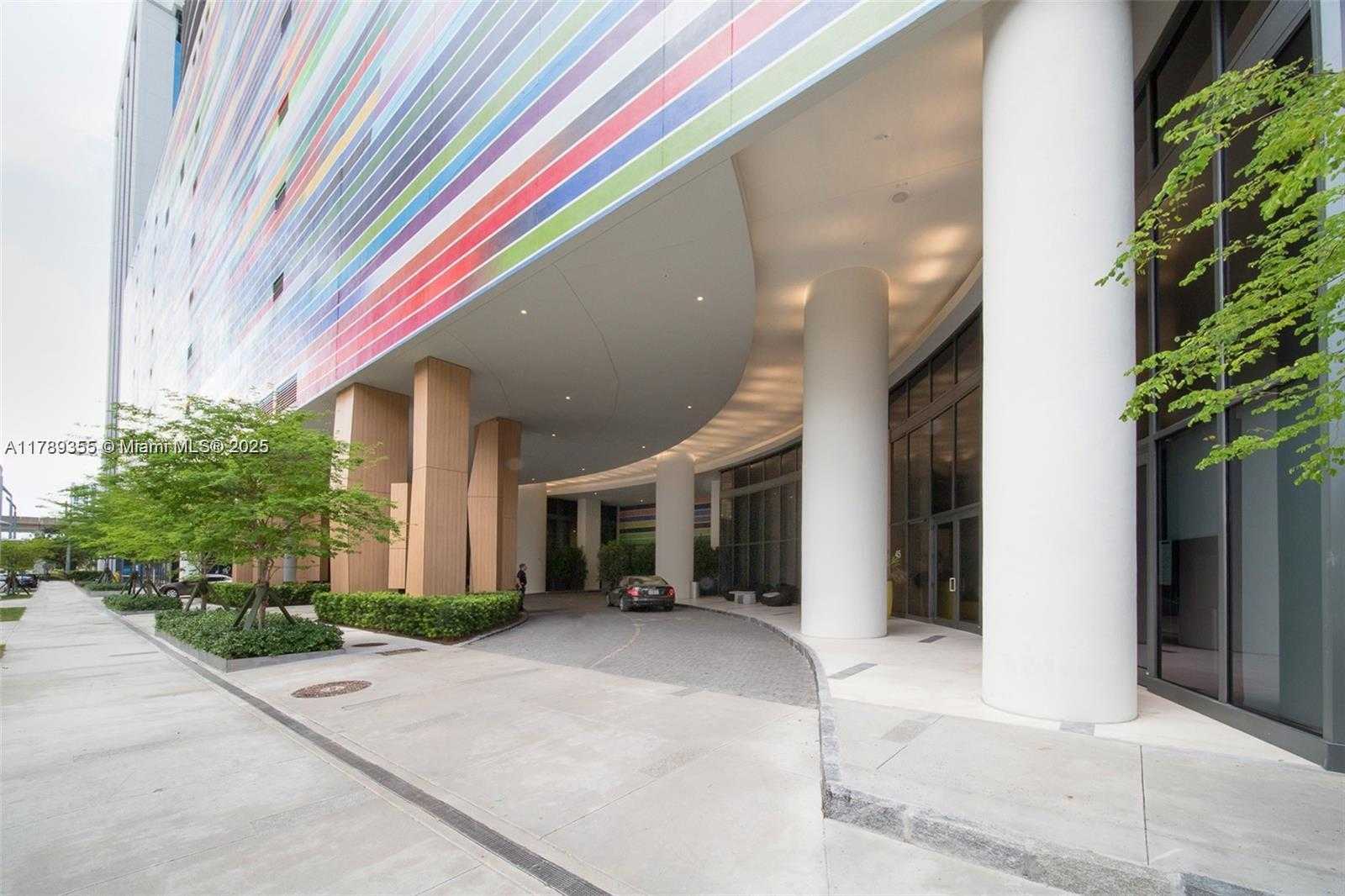 Small Image of 55 SOUTH WEST 9TH #2509, Miami Number 17
